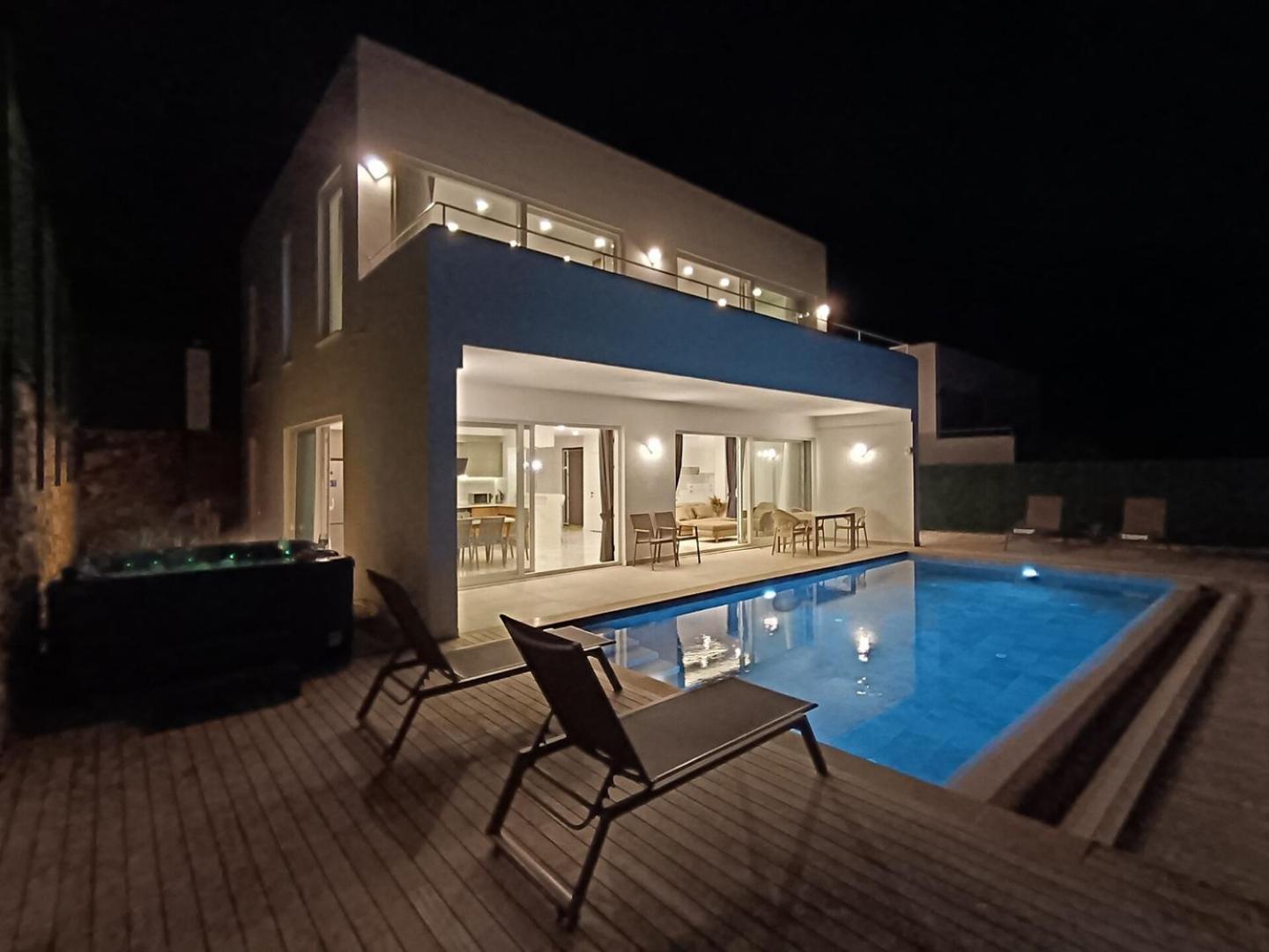 Charming With A Pool Ferienhaus Alanya